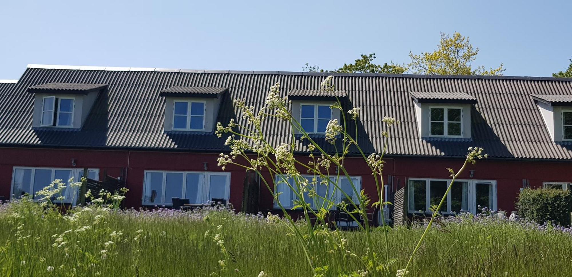 Pyttegarden Apartments Gudhjem Exterior foto